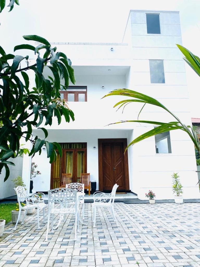 Twinstop Villa Minuwangoda Exterior foto